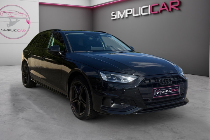 AUDI A4 AVANT