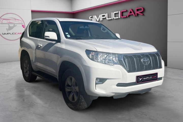 TOYOTA LAND CRUISER RC18